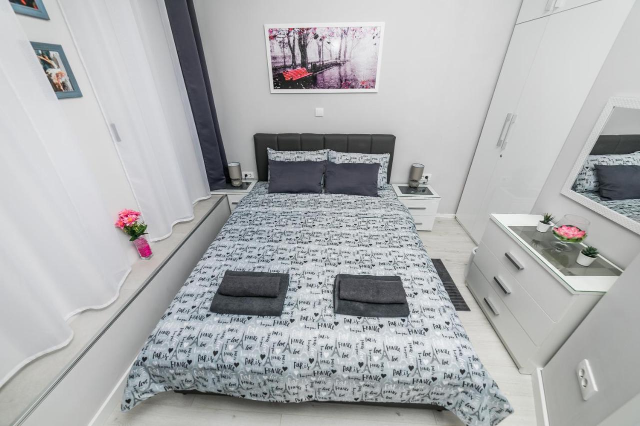 Gray Luxe Apartment เบลเกรด ภายนอก รูปภาพ