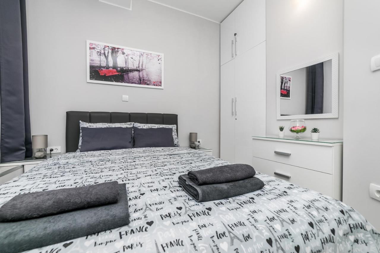 Gray Luxe Apartment เบลเกรด ภายนอก รูปภาพ