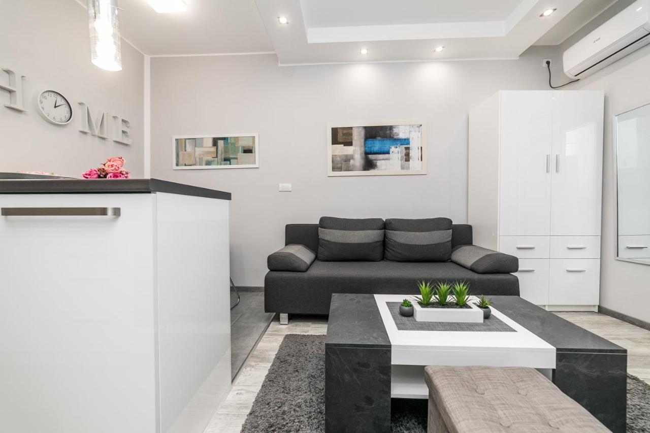 Gray Luxe Apartment เบลเกรด ภายนอก รูปภาพ